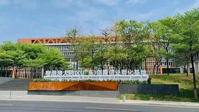 海信1.jpg 海信1.jpg