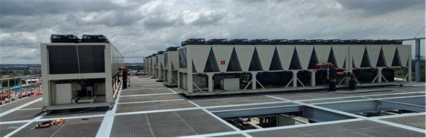 134649637.jpg 134649637.jpg