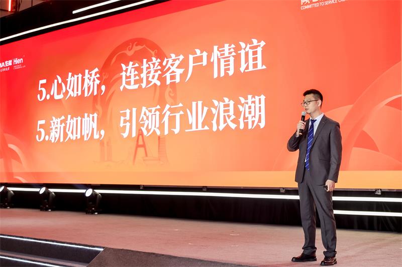 0A8C9C4C3BF042_6440.jpg 0A8C9C4C3BF042_6440.jpg