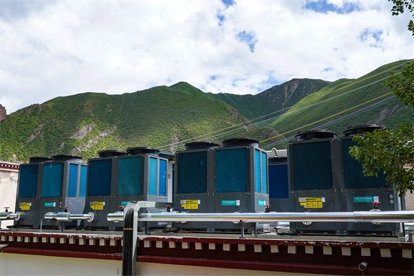 173733767.jpg 173733767.jpg